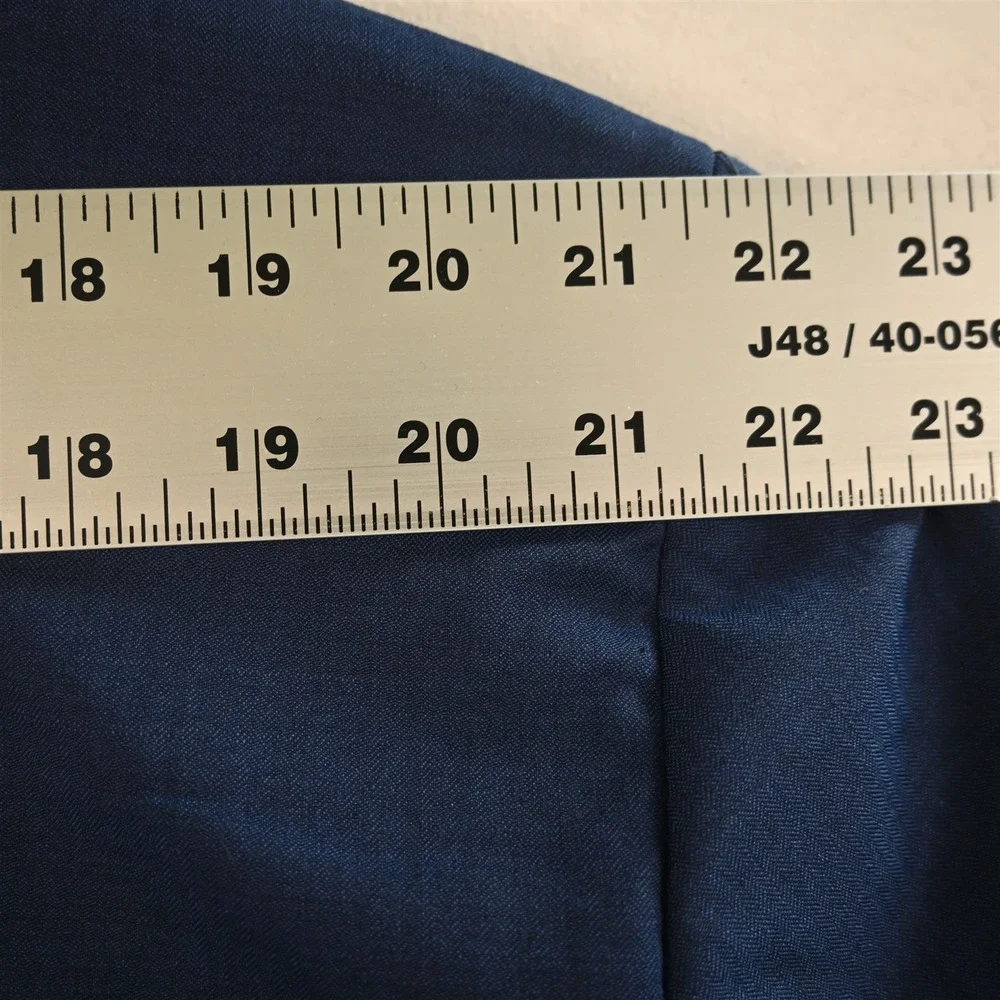 Joseph Abboud lapel notch